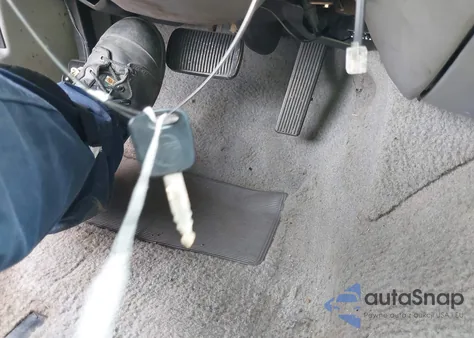 2000 Mercury Grand Marquis Ls из США, поврежденный, VIN 2MEFM75W1YX635485